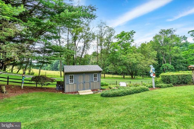 1123 TOWER RD, York, PA 17406
