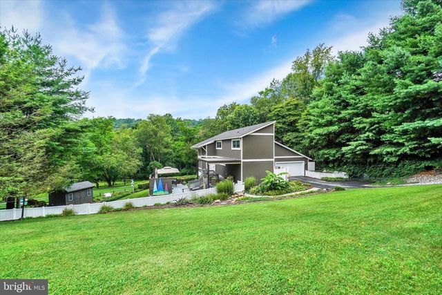 1123 TOWER RD, York, PA 17406