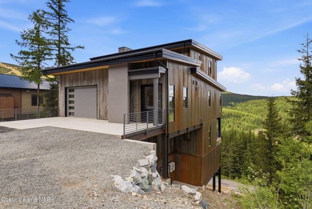 277 Blizzard Drive, Sandpoint, ID 83864
