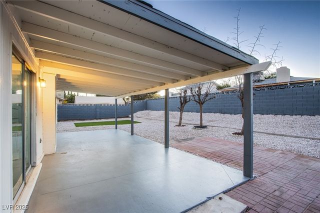 204 Bradshaw Way, Las Vegas, NV 89145