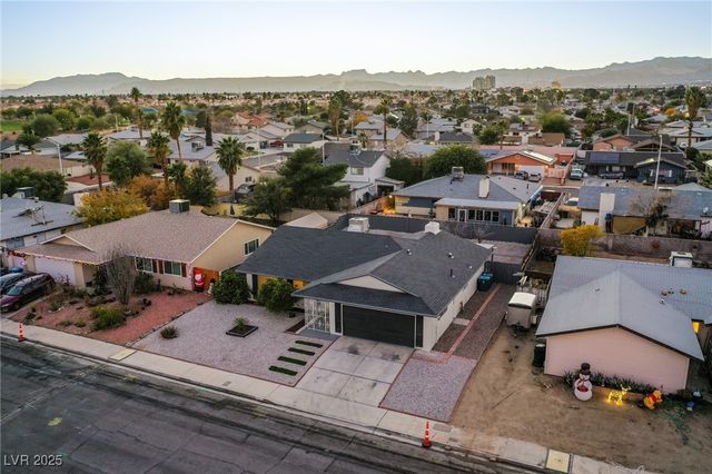 204 Bradshaw Way, Las Vegas, NV 89145