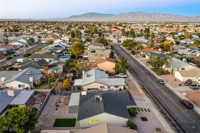 204 Bradshaw Way, Las Vegas, NV 89145