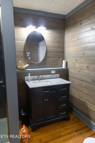 136 Riverview St, Newport, TN 37821