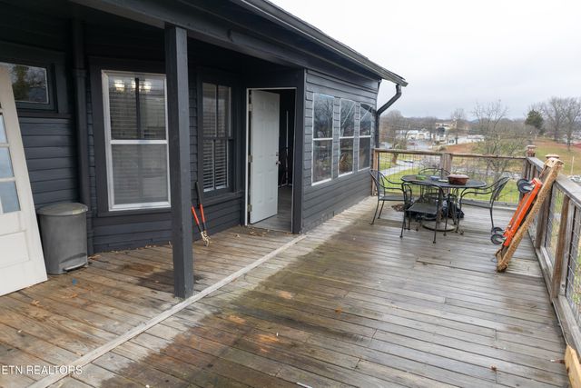 136 Riverview St, Newport, TN 37821