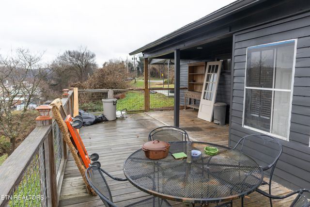 136 Riverview St, Newport, TN 37821