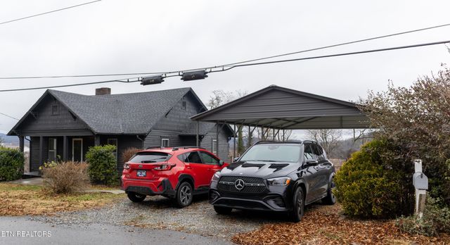 136 Riverview St, Newport, TN 37821