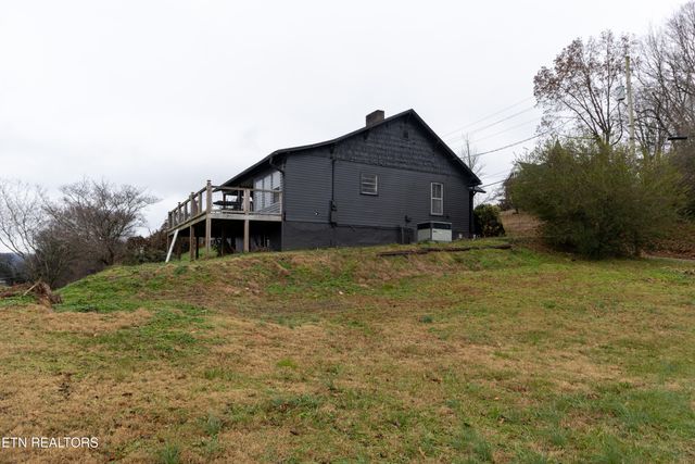 136 Riverview St, Newport, TN 37821