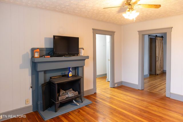 136 Riverview St, Newport, TN 37821