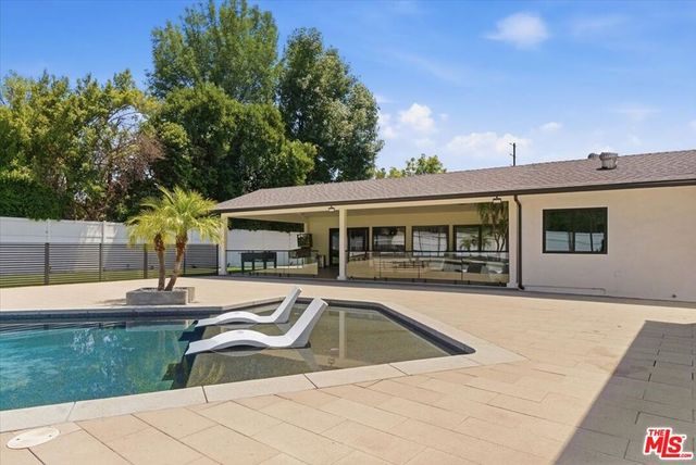 17211 Parthenia Street, Northridge, CA 91325