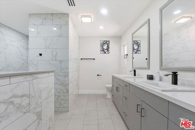 17211 Parthenia Street, Northridge, CA 91325