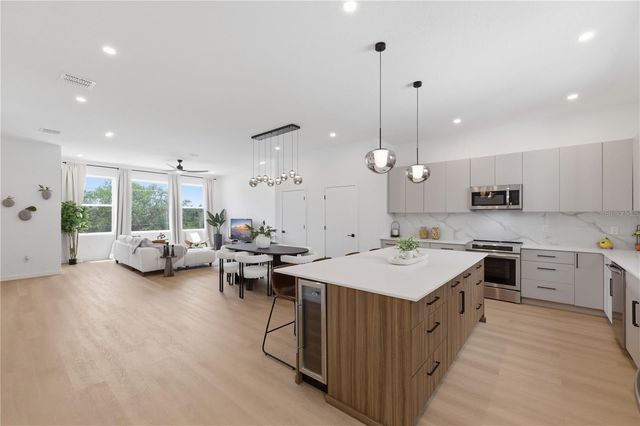 2104 4TH STREET S 3, St Petersburg, FL 33705