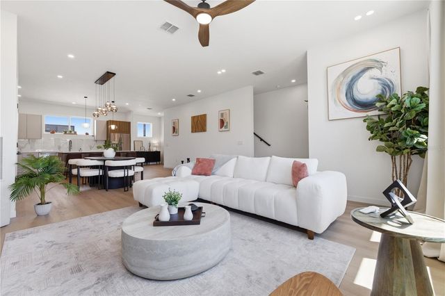2104 4TH STREET S 3, St Petersburg, FL 33705