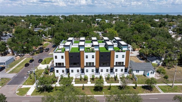 2104 4TH STREET S 3, St Petersburg, FL 33705