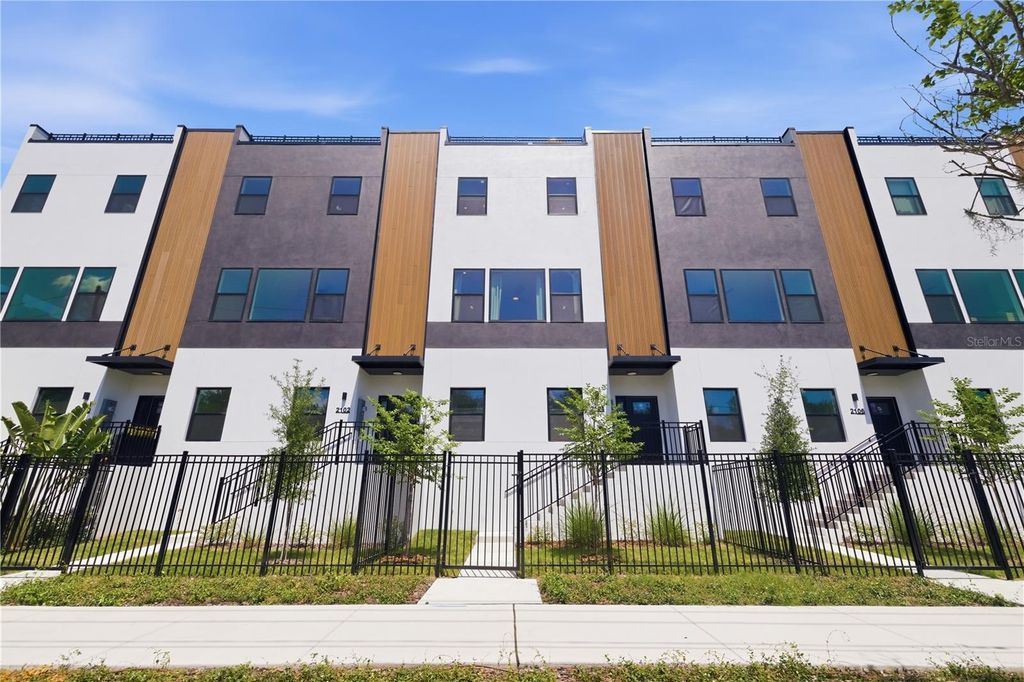 2104 4TH STREET S 3, St Petersburg, FL 33705