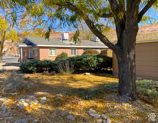 247 W 400 N #1, Moab, UT 84532