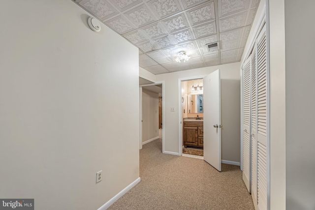 5722 ROCKY RUN DR, Centreville, VA 20120