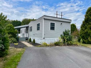 12 Farmington Drive, Dover, NH 03820