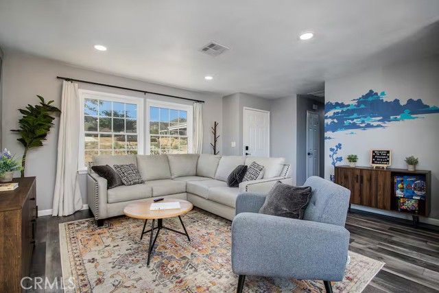 60206 Latham, Joshua Tree, CA 92252