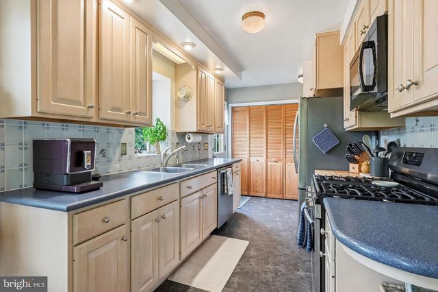 45 NEVADA AVE, Cherry Hill, NJ 08002