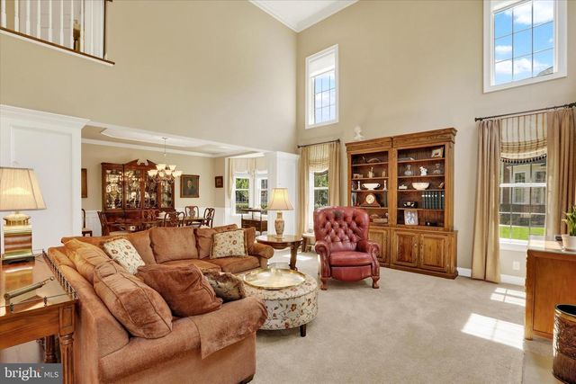 86 RITTENHOUSE CIR, Newtown, PA 18940