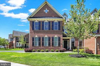 86 RITTENHOUSE CIR, Newtown, PA 18940