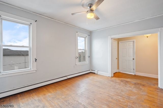 30 Geneva St, Elizabeth City, NJ 07206