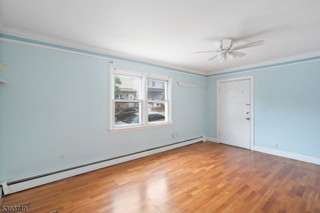 30 Geneva St, Elizabeth City, NJ 07206