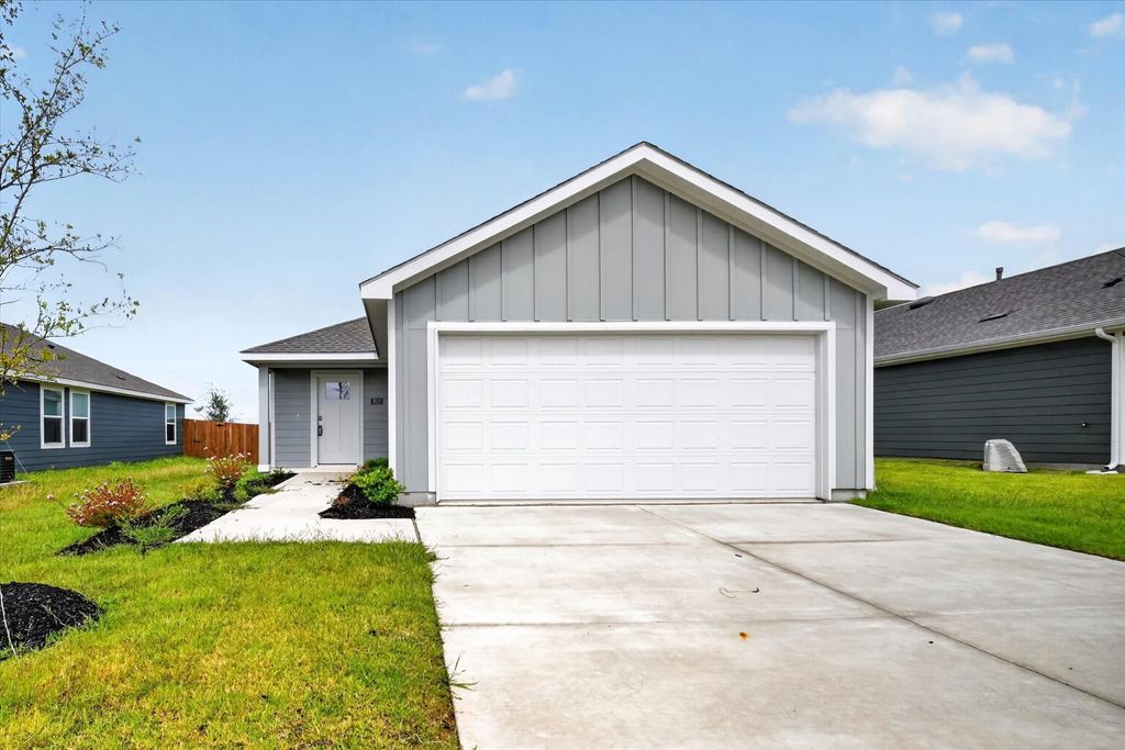 3022 Serenity Lane, Sherman, TX 75090