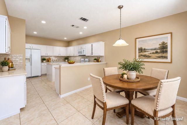 1385 El Camino Village Drive, Webster, TX 77058