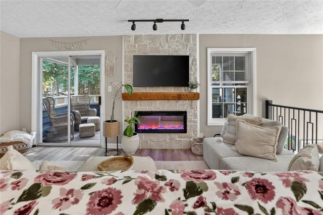 1410 N Crossing Drive NE, Atlanta, GA 30329