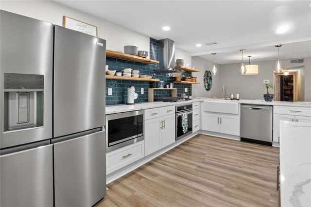 1410 N Crossing Drive NE, Atlanta, GA 30329