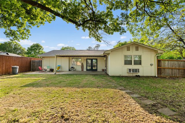 904 Kent Drive, Gainesville, TX 76240