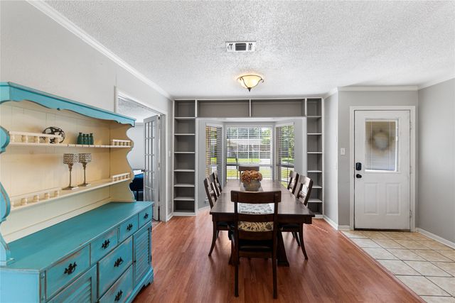 904 Kent Drive, Gainesville, TX 76240