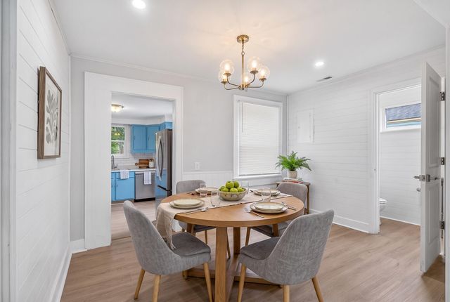 2119 Thornlee Drive, North Charleston, SC 29405
