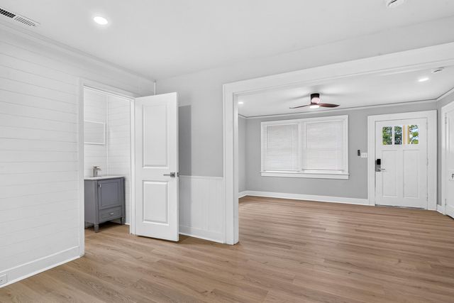 2119 Thornlee Drive, North Charleston, SC 29405
