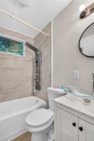 2119 Thornlee Drive, North Charleston, SC 29405