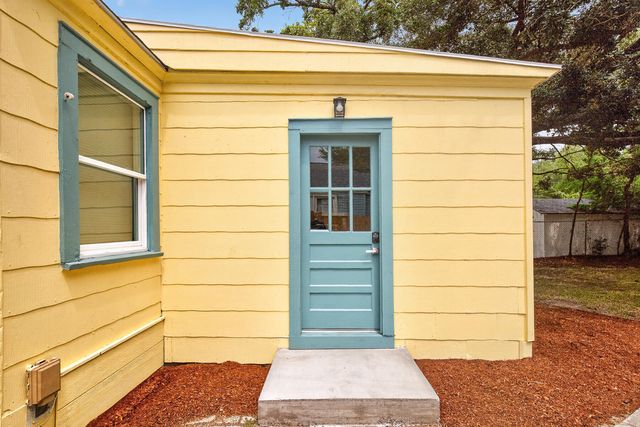 2119 Thornlee Drive, North Charleston, SC 29405