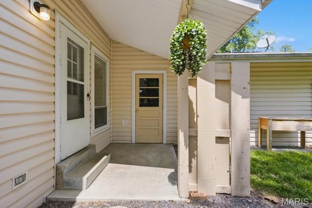 814 Phaeton Drive, Manchester, MO 63021