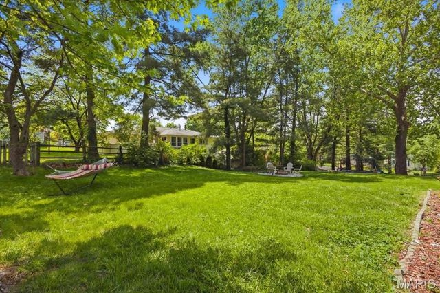 814 Phaeton Drive, Manchester, MO 63021