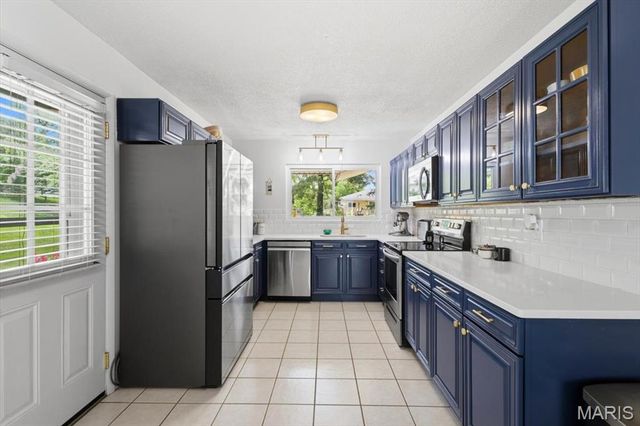814 Phaeton Drive, Manchester, MO 63021