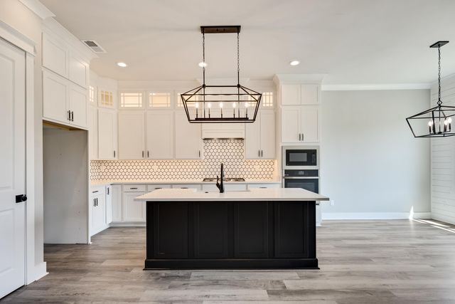 5046 JON OAK CV, Arlington, TN 38002
