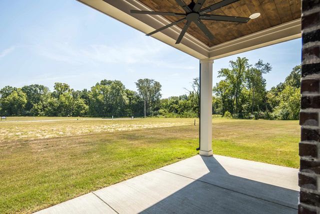 5046 JON OAK CV, Arlington, TN 38002