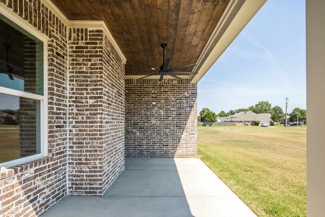 5046 JON OAK CV, Arlington, TN 38002