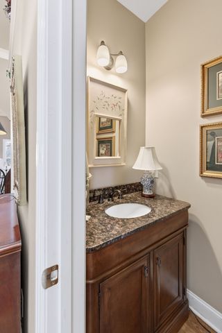 5212 Ravens Glen, Nashville, TN 37211