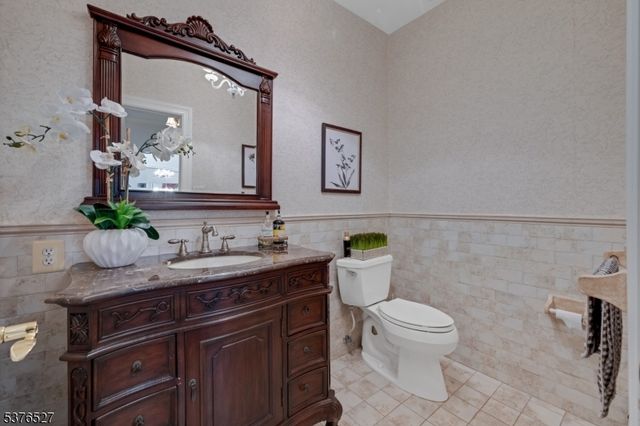 6 Mountain Terrace, Blairstown Twp., NJ 07825