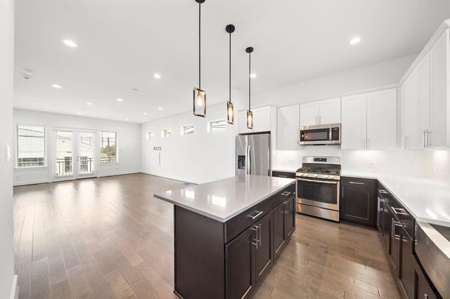 2603 Hutchins, Houston, TX 77004