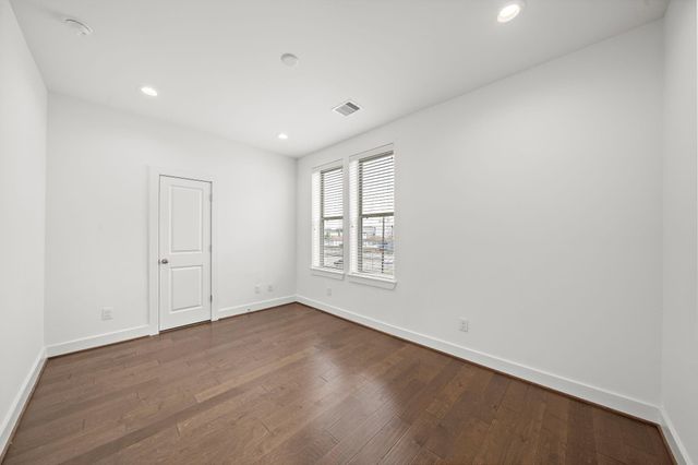 2603 Hutchins, Houston, TX 77004