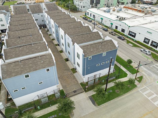 2603 Hutchins, Houston, TX 77004