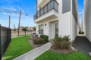 2603 Hutchins, Houston, TX 77004