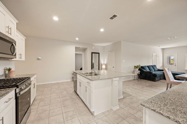 320 Sculptors Crossing, Springtown, TX 76082